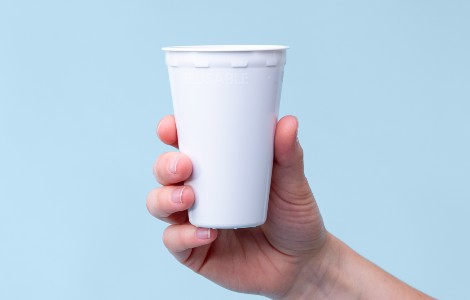 Paardekooper lanceert duurzame herbruikbare koffiebeker voor koffieautomaten