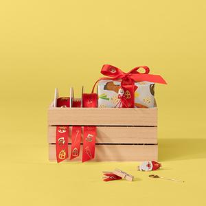 Gift wrapping